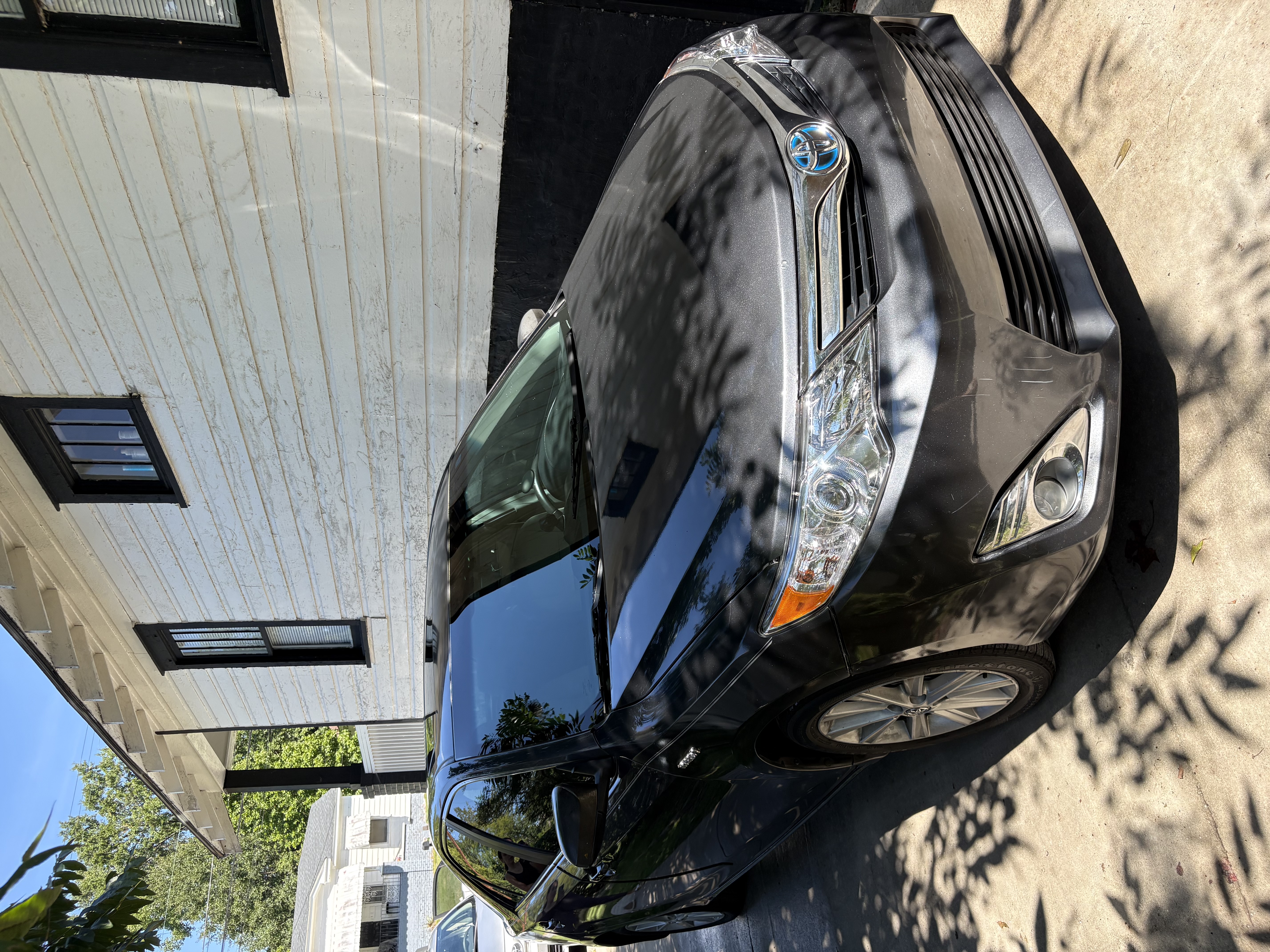 Used 2013 Toyota Camry XLE w/ Convenience Pkg FWD image 4