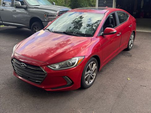 Used 2017 Hyundai Elantra Limited w/ Limited Ultimate Package 05 FWD image 1