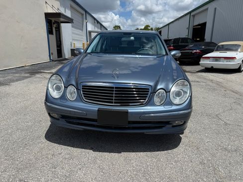 Used 2006 Mercedes-Benz E 500 4MATIC Sedan image 2