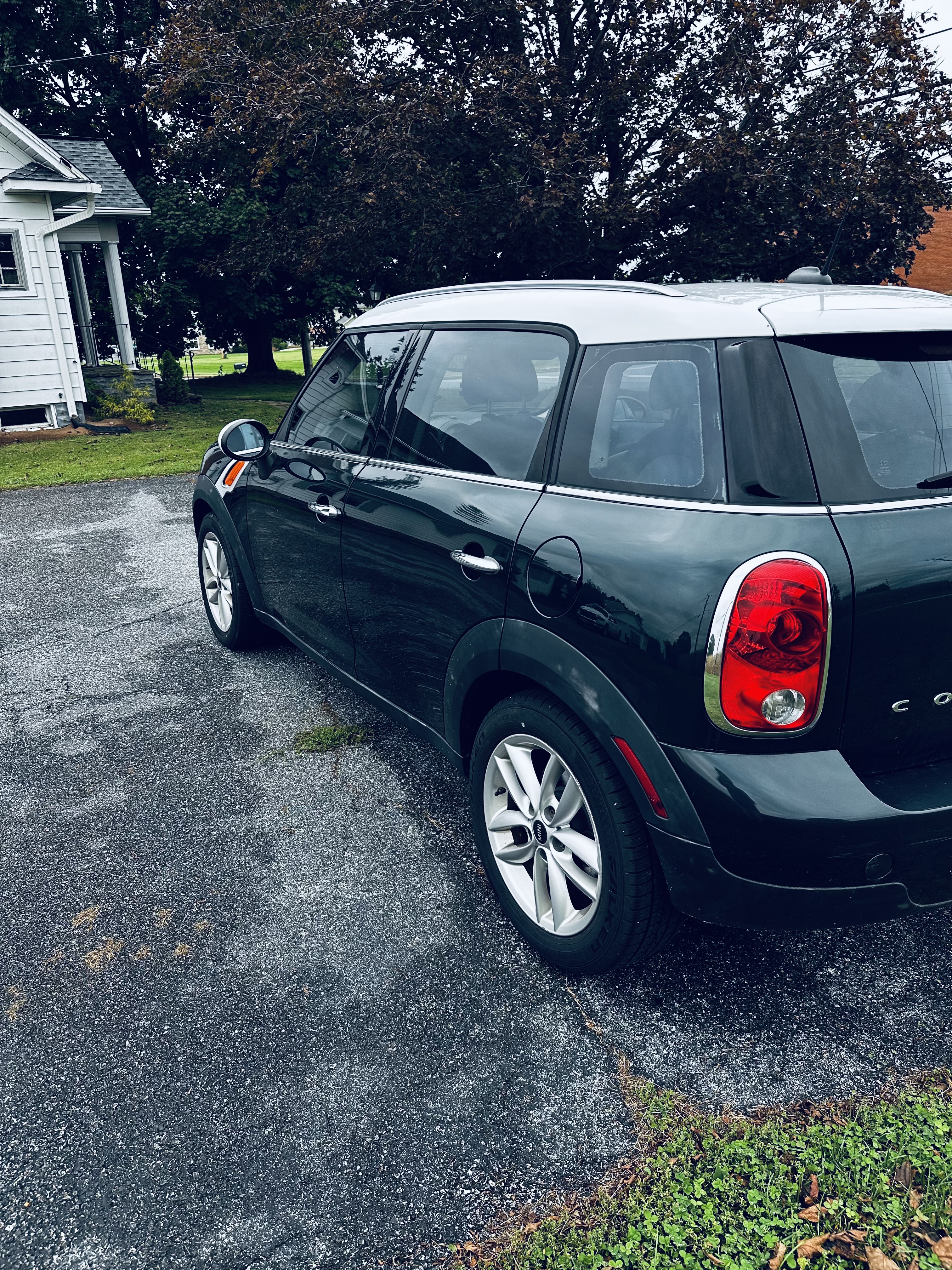 Used 2014 MINI Cooper Countryman FWD image 4