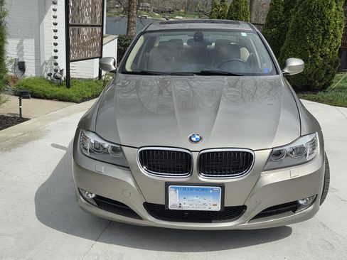Used 2011 BMW 328i xDrive Sedan image 5