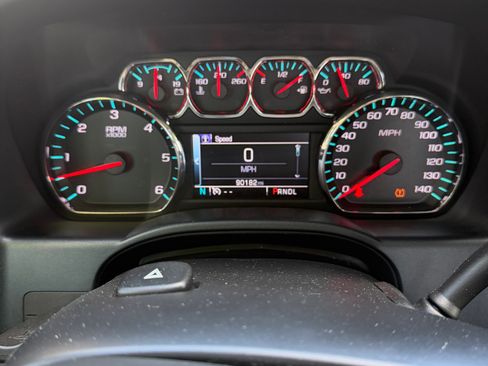 Used 2017 Chevrolet Silverado 1500 LT w/ All Star Edition AWD/4WD image 5