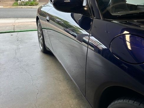 Used 2004 Porsche 911 Carrera image 6