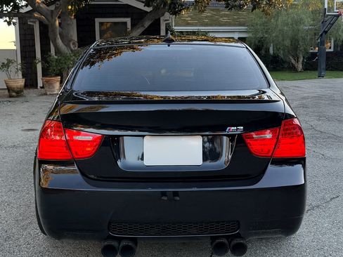 Used 2010 BMW M3 Sedan image 8