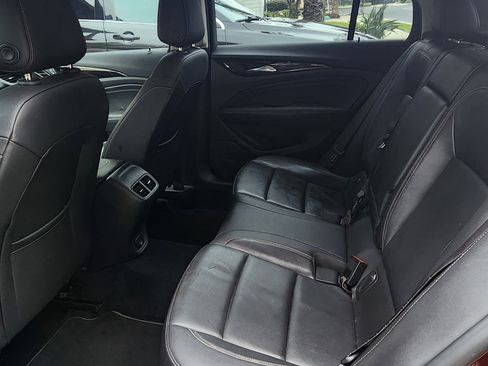 Used 2018 Buick Regal Essence w/ Driver Confidence Package #1 image 8