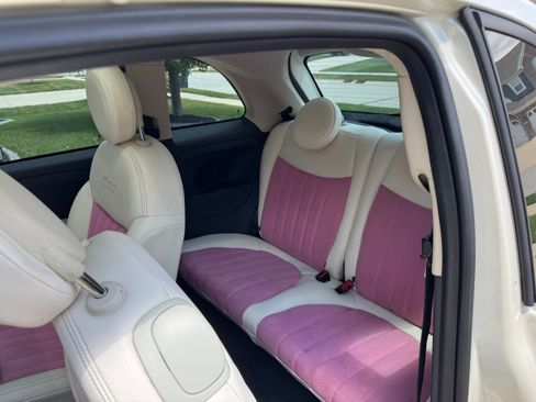 Used 2013 FIAT 500 Lounge w/ Luxury Leather Pkg FWD image 10