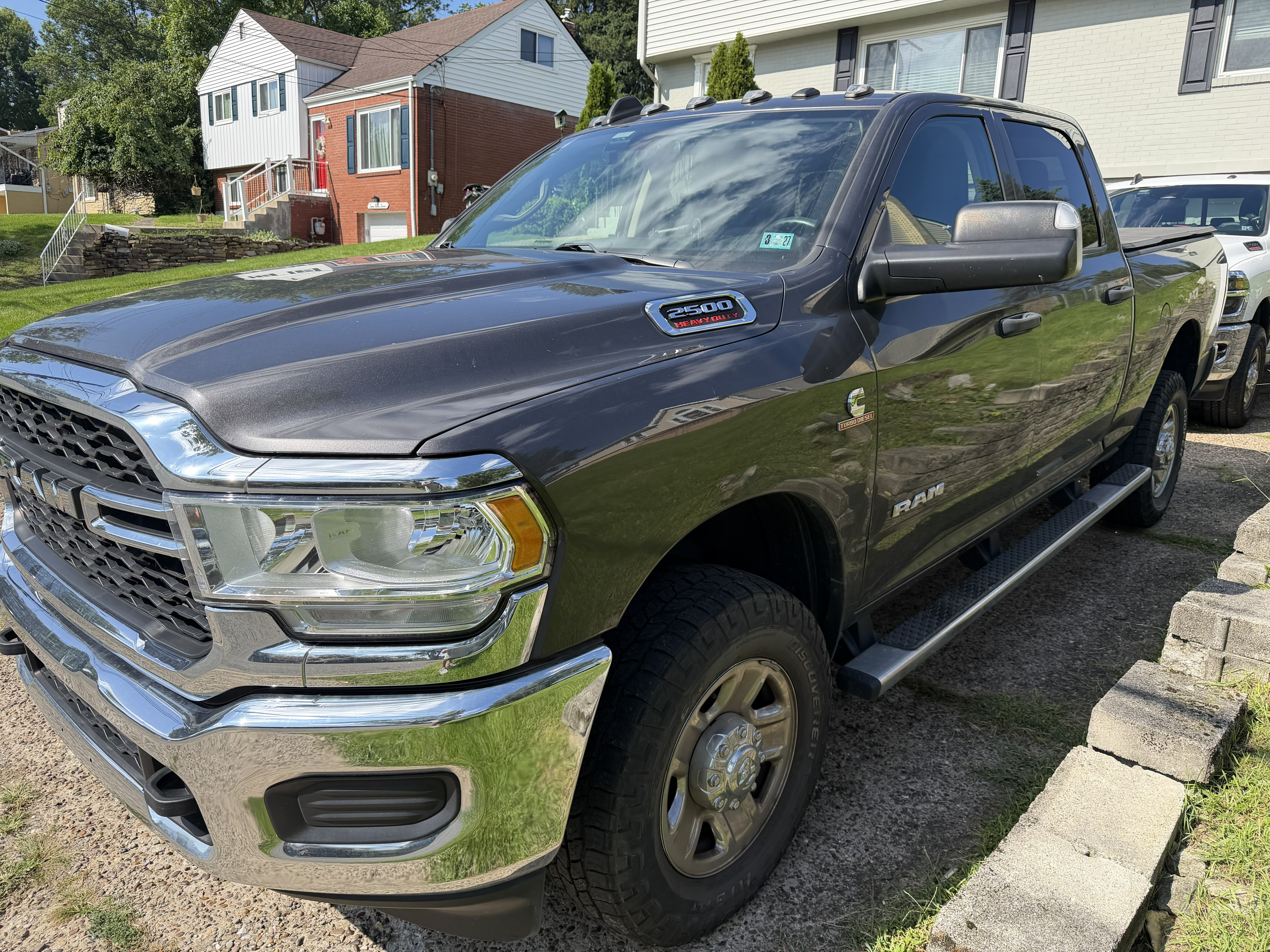 Used 2019 RAM 2500 Tradesman AWD/4WD image 2