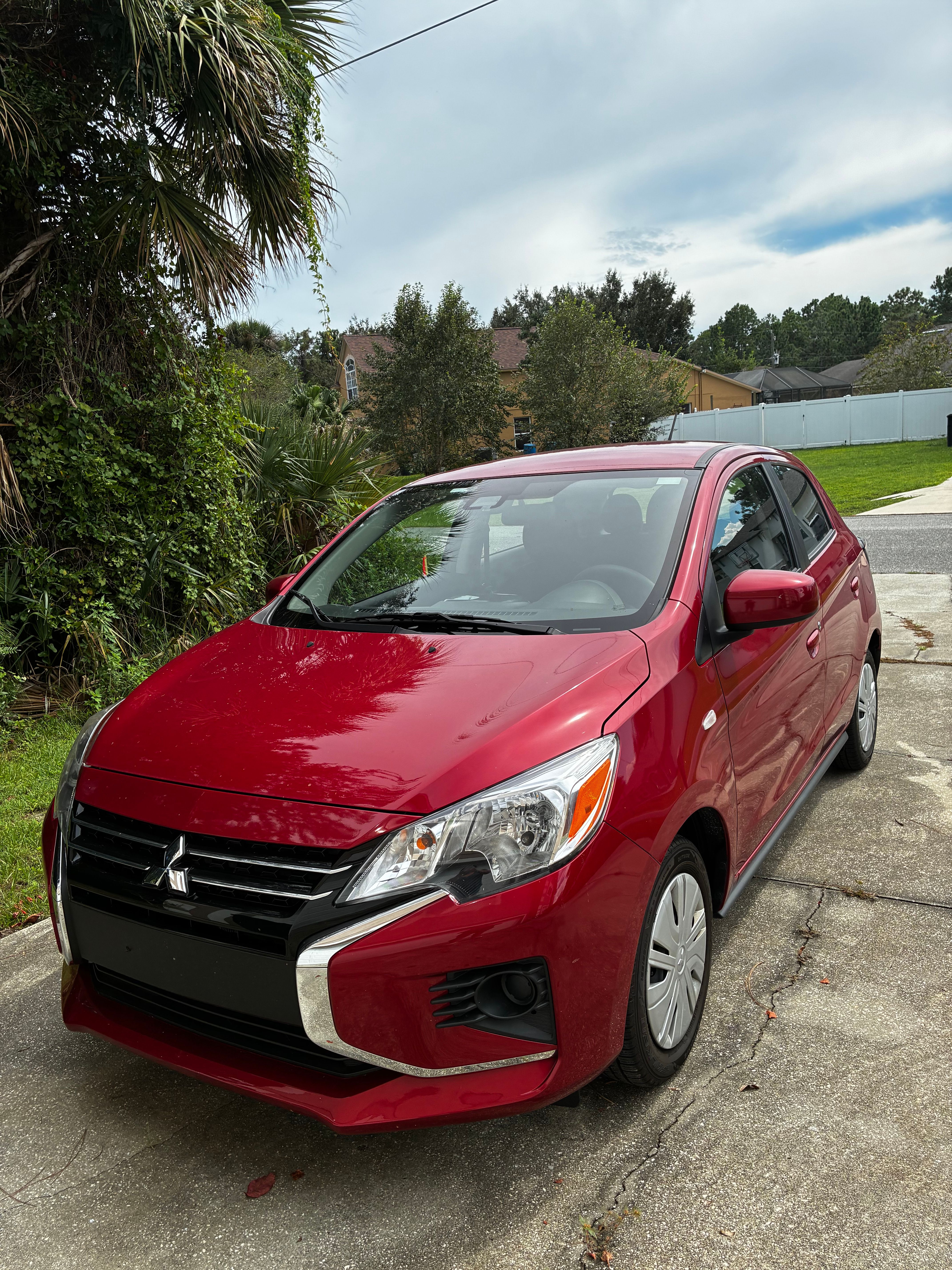 Used 2024 Mitsubishi Mirage LE FWD image 1