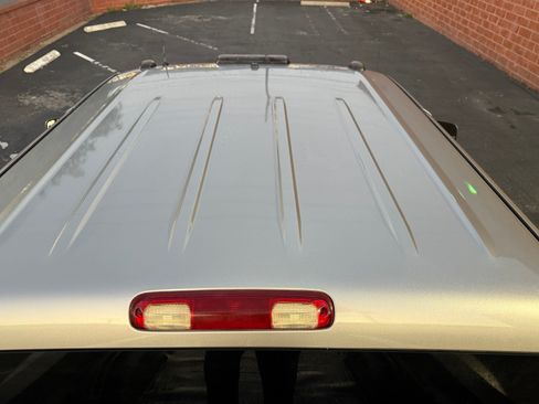 Used 2002 Chevrolet Silverado 3500 LT image 11