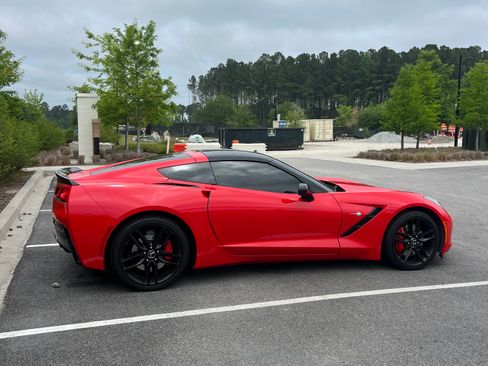 Used 2015 Chevrolet Corvette Stingray Coupe w/ Battery Protection Package RWD image 2