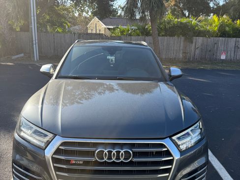 Used 2018 Audi SQ5 Premium Plus image 1