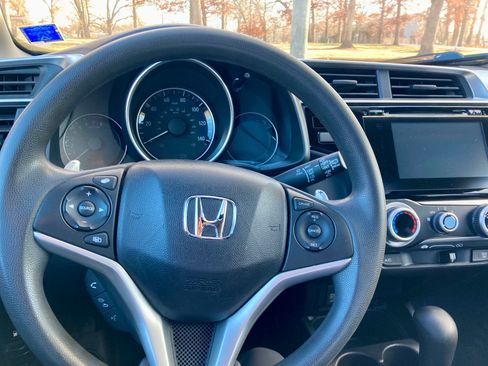 Used 2015 Honda Fit EX image 15