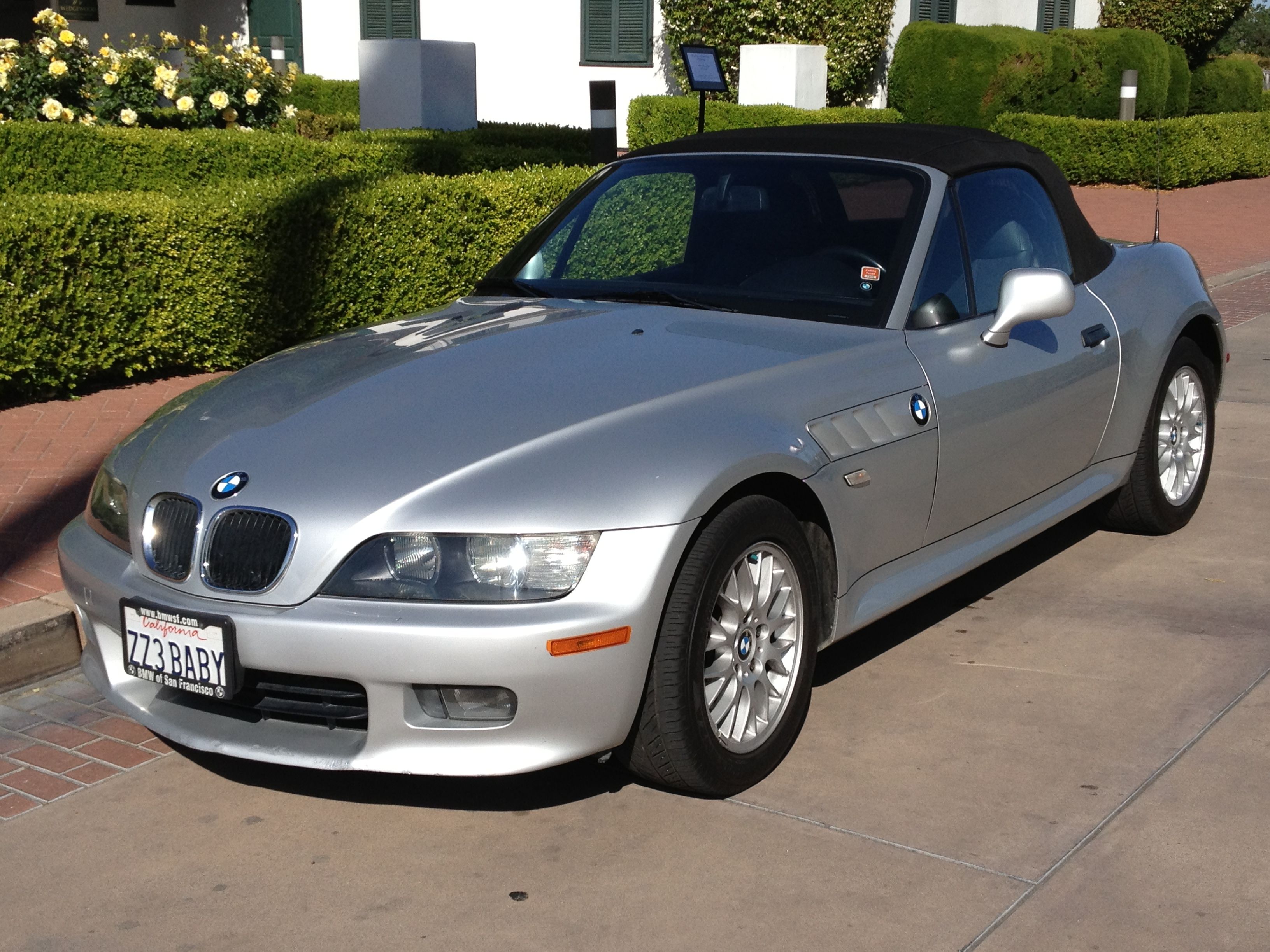 Used 2002 BMW Z3 2.5i RWD image 2