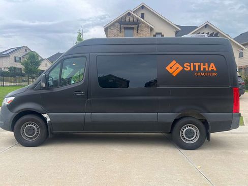 Used 2023 Mercedes-Benz Sprinter 2500 image 5