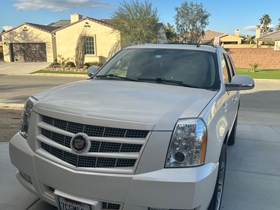 Used 2013 Cadillac Escalade Premium