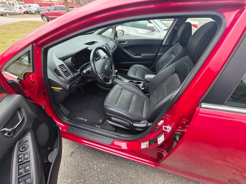 Used 2016 Kia Forte EX w/ EX Premium Package image 8