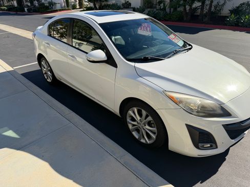 Used 2010 MAZDA MAZDA3 s Grand Touring image 10