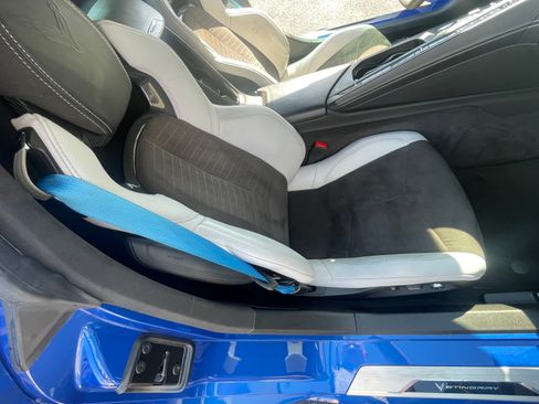 Used 2023 Chevrolet Corvette Stingray Premium Conv w/ Z51 Performance Package image 25