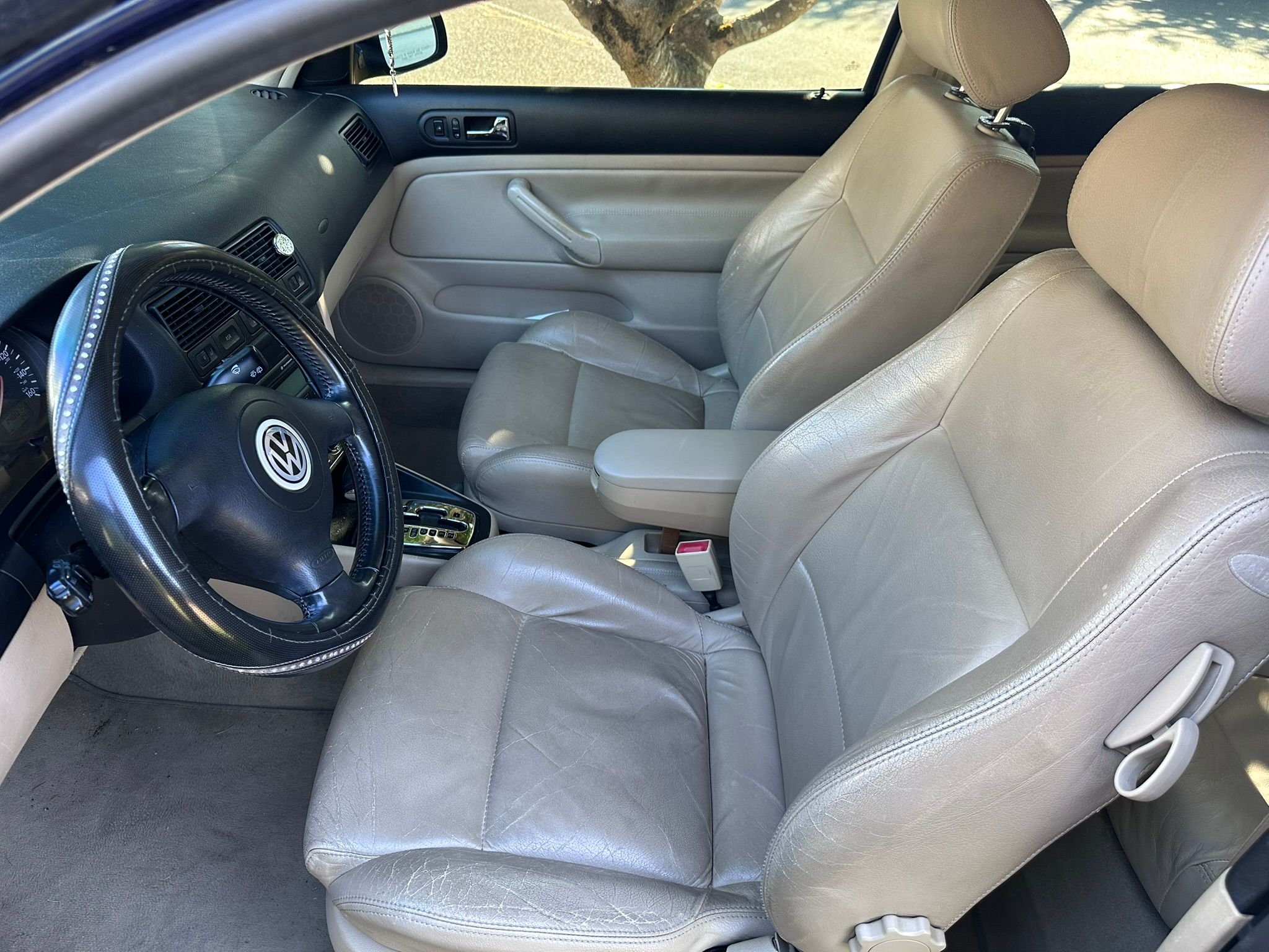 Used 2002 Volkswagen Golf 1.8T FWD image 6