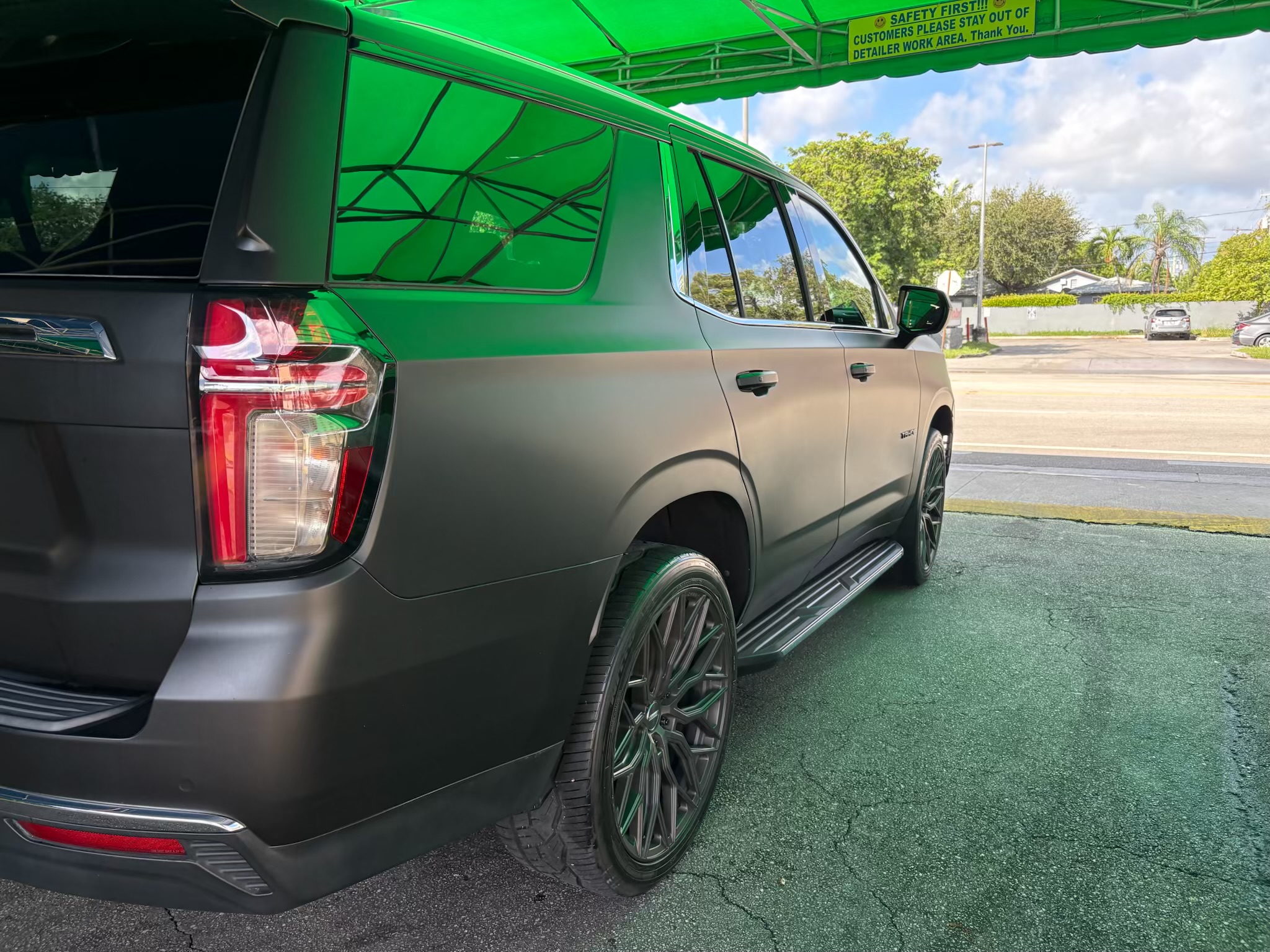 Used 2021 Chevrolet Tahoe LT RWD image 10