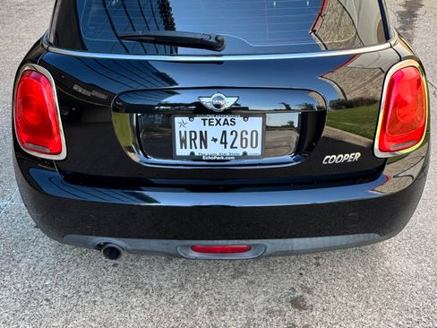 Used 2017 MINI Cooper 2-Door Hardtop image 21