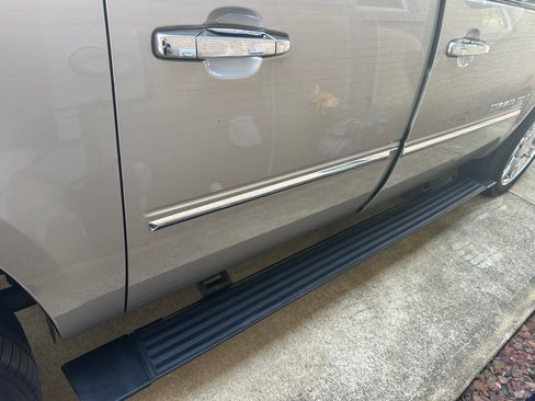 Used 2007 Cadillac Escalade EXT w/ Information Package image 22