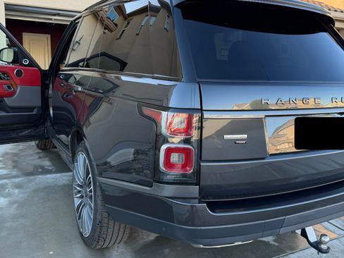 Used 2020 Land Rover Range Rover Autobiography image 8