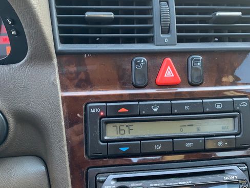 Used 1997 Mercedes-Benz C 280 Sedan image 6