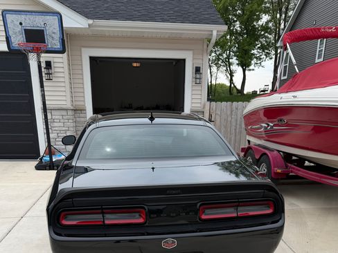 Used 2022 Dodge Challenger SRT Hellcat Redeye RWD image 8