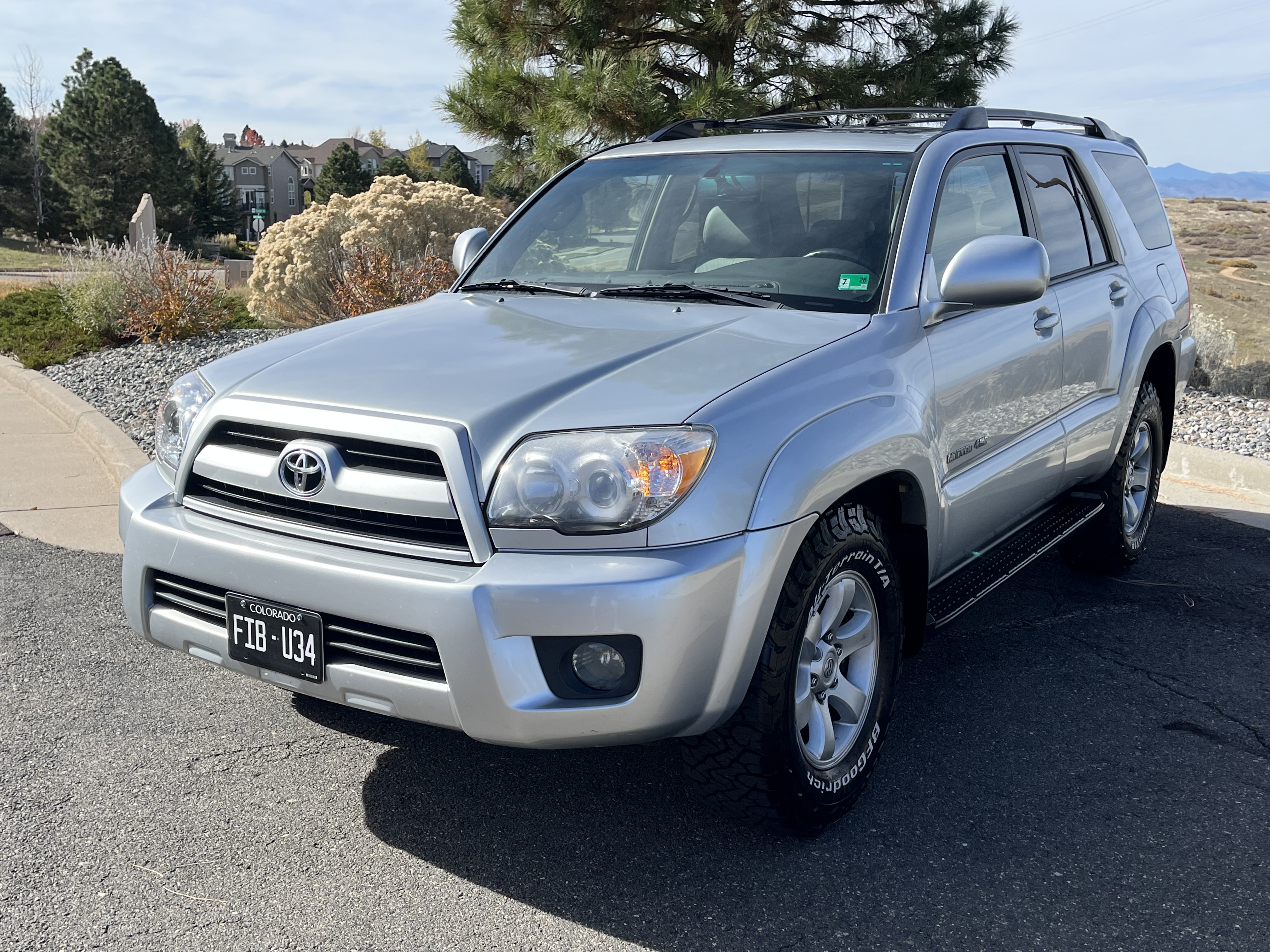 Used 2008 Toyota 4Runner Limited w/ Limited Extra Value Pkg 1 AWD/4WD image 5