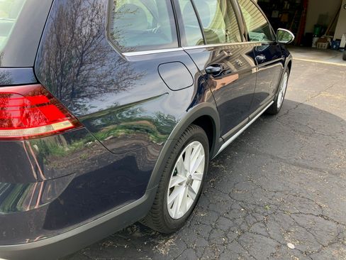 Used 2019 Volkswagen Golf Alltrack SE AWD/4WD image 4