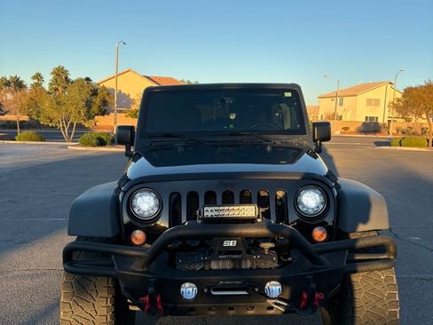 Used 2017 Jeep Wrangler Unlimited Sport image 2