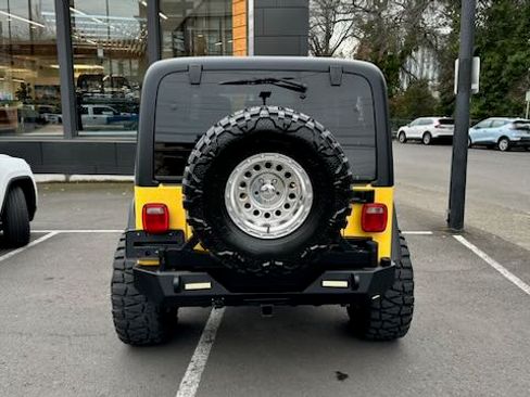 Used 2005 Jeep Wrangler X w/ Tire & Wheel Group (Ecco) AWD/4WD image 10