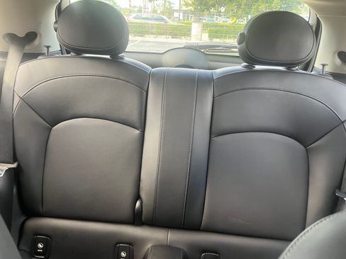 Used 2015 MINI Cooper 2-Door Hardtop image 15