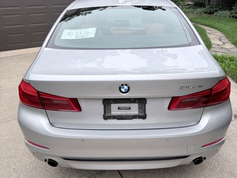 Used 2019 BMW 530e xDrive AWD/4WD image 5