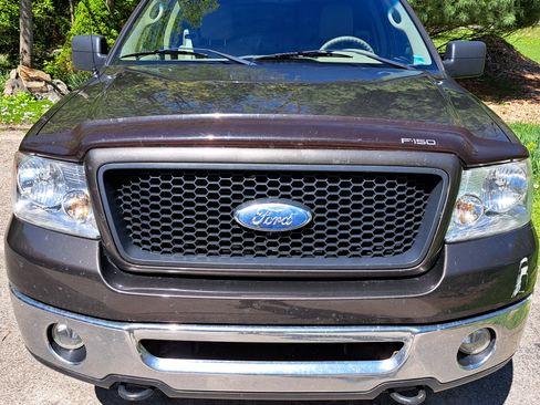 Used 2006 Ford F150 XLT image 1