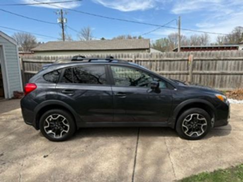 Used 2017 Subaru Crosstrek 2.0i Limited AWD/4WD image 9