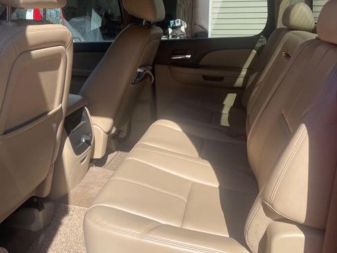 Used 2011 Chevrolet Silverado 3500 LTZ image 11