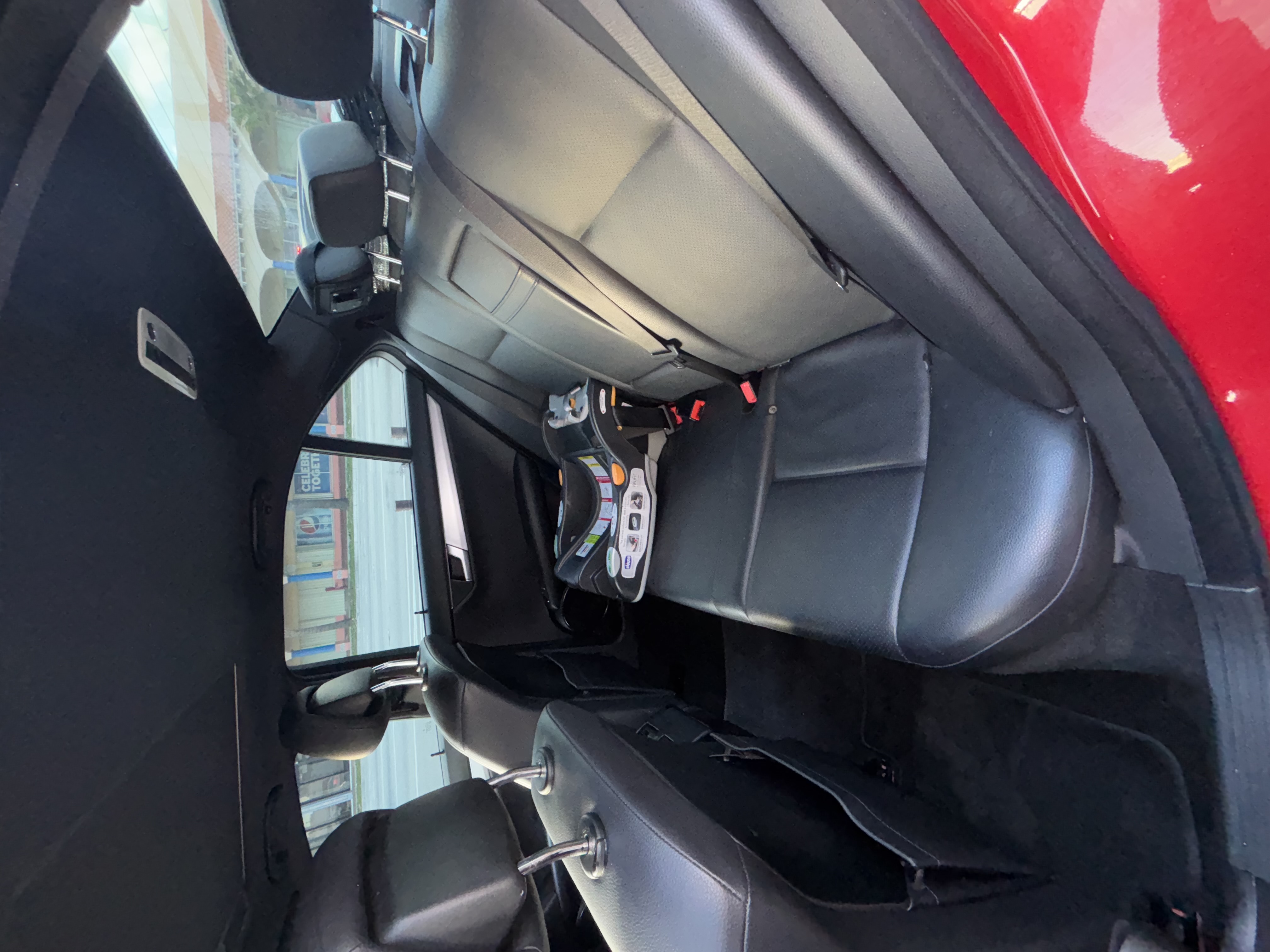 Used 2013 Mercedes-Benz C 250 Sedan image 4