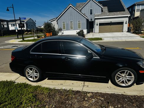 Used 2014 Mercedes-Benz C 250 C 250 Luxury Sedan 4D image 1