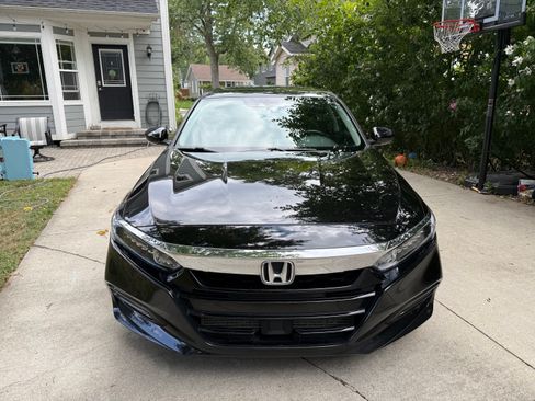 Used 2018 Honda Accord EX-L image 4