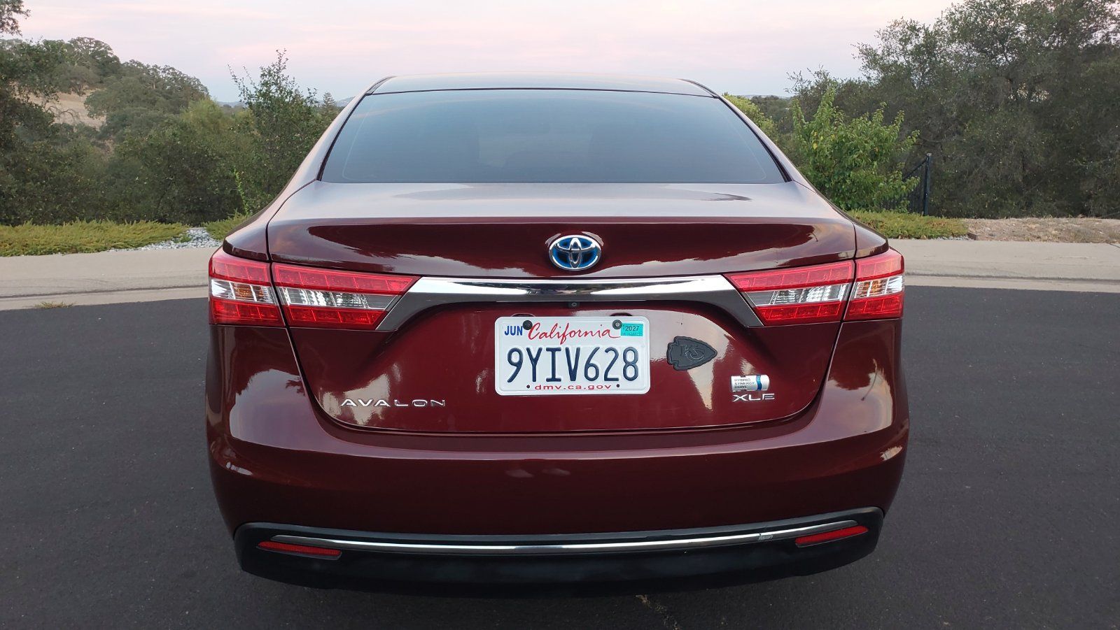 Used 2013 Toyota Avalon XLE Premium FWD image 8