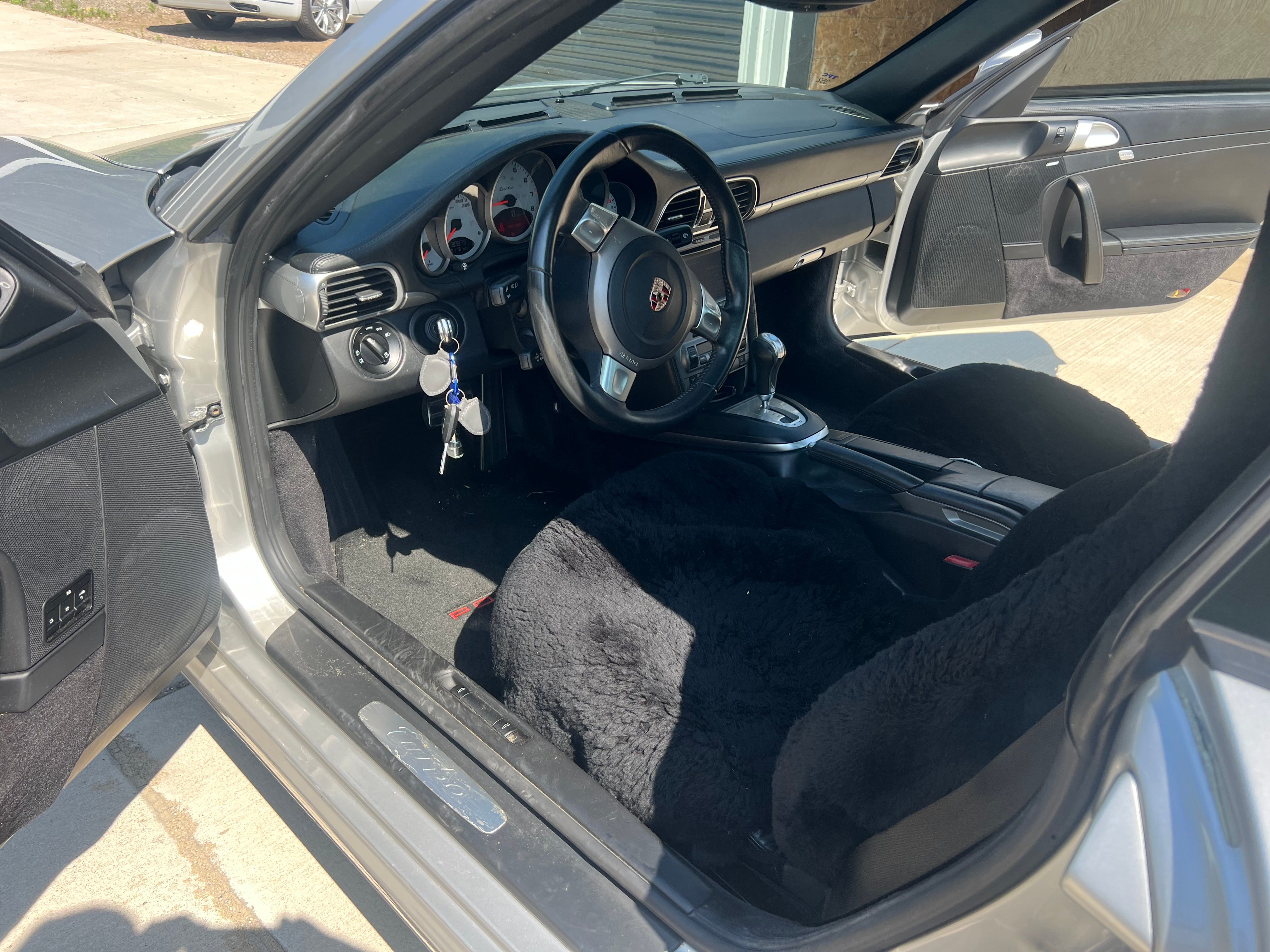 Used 2007 Porsche 911 Turbo AWD/4WD image 9