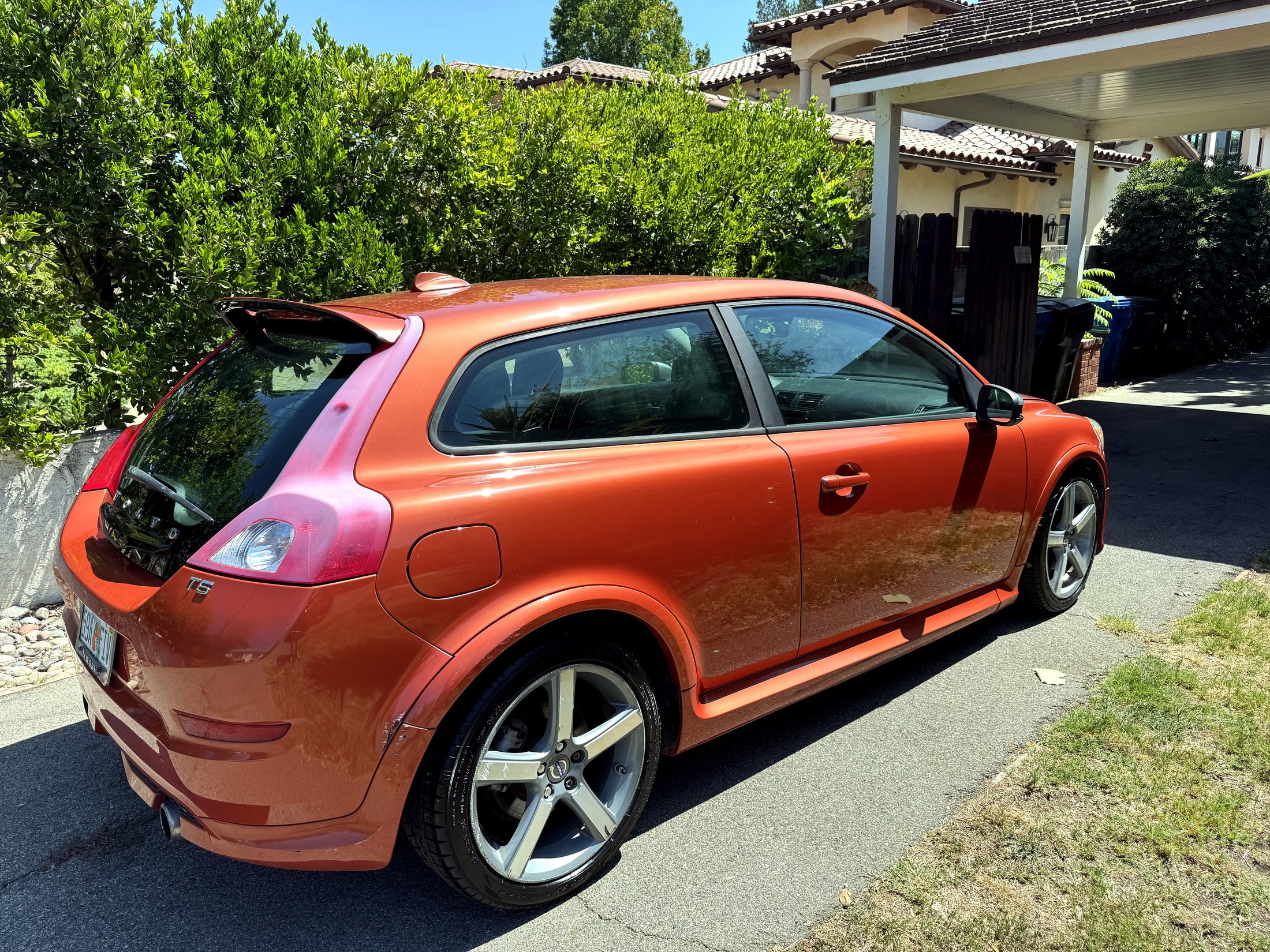 Used 2012 Volvo C30 FWD image 8