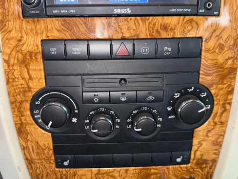 Used 2010 Jeep Grand Cherokee Limited w/ Trailer Tow Group IV image 11