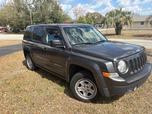 Used 2017 Jeep Patriot Sport w/ Power Value Group image 1