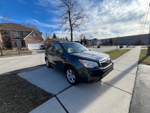 Used 2015 Subaru Forester 2.5i Premium w/ All-Weather Package image 2
