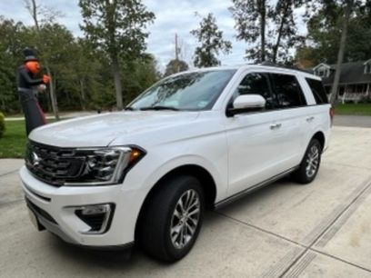 Used 2018 Ford Expedition Limited w/ Equipment Group 301A