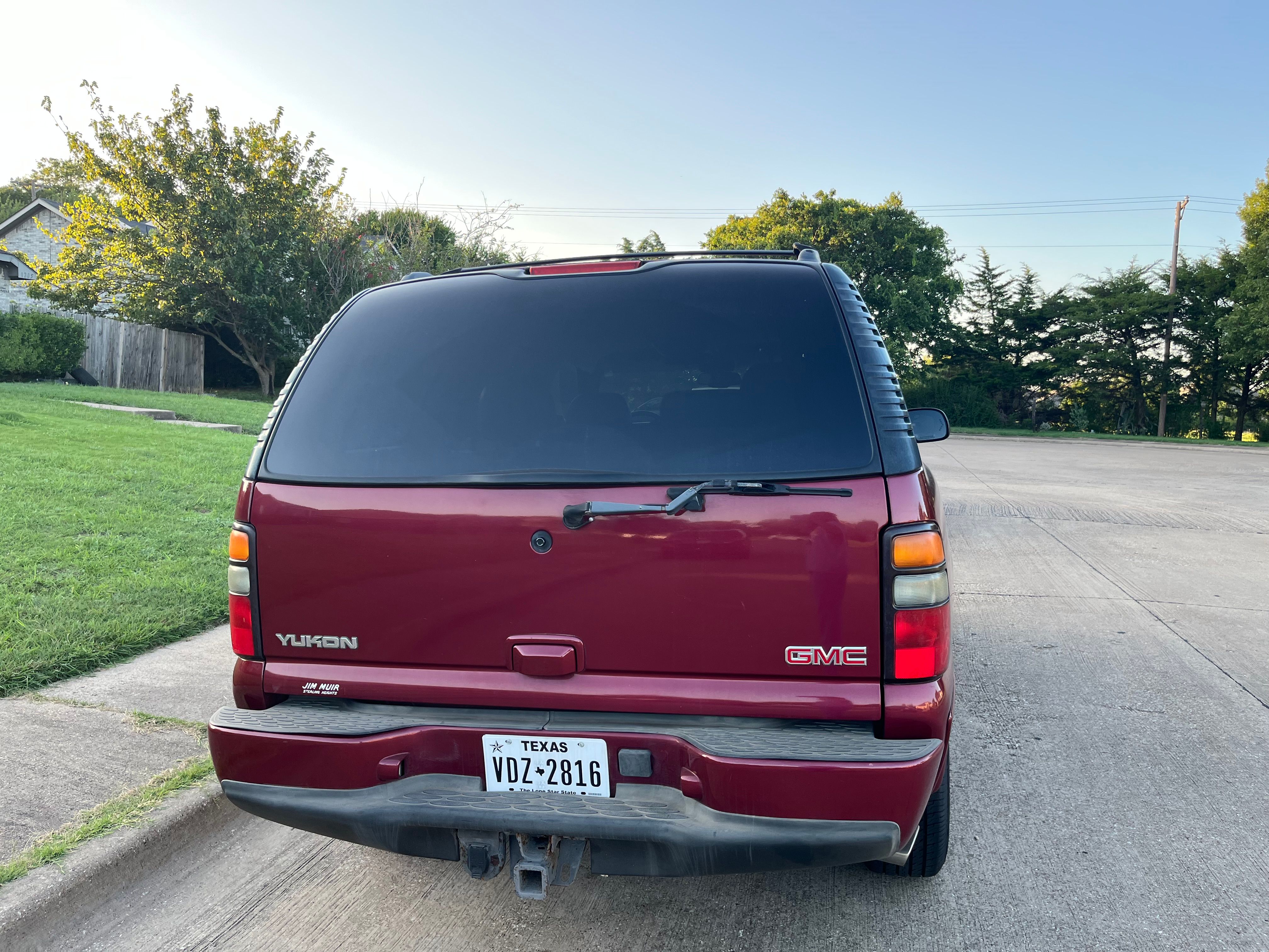 Used 2004 GMC Yukon Denali AWD/4WD image 16