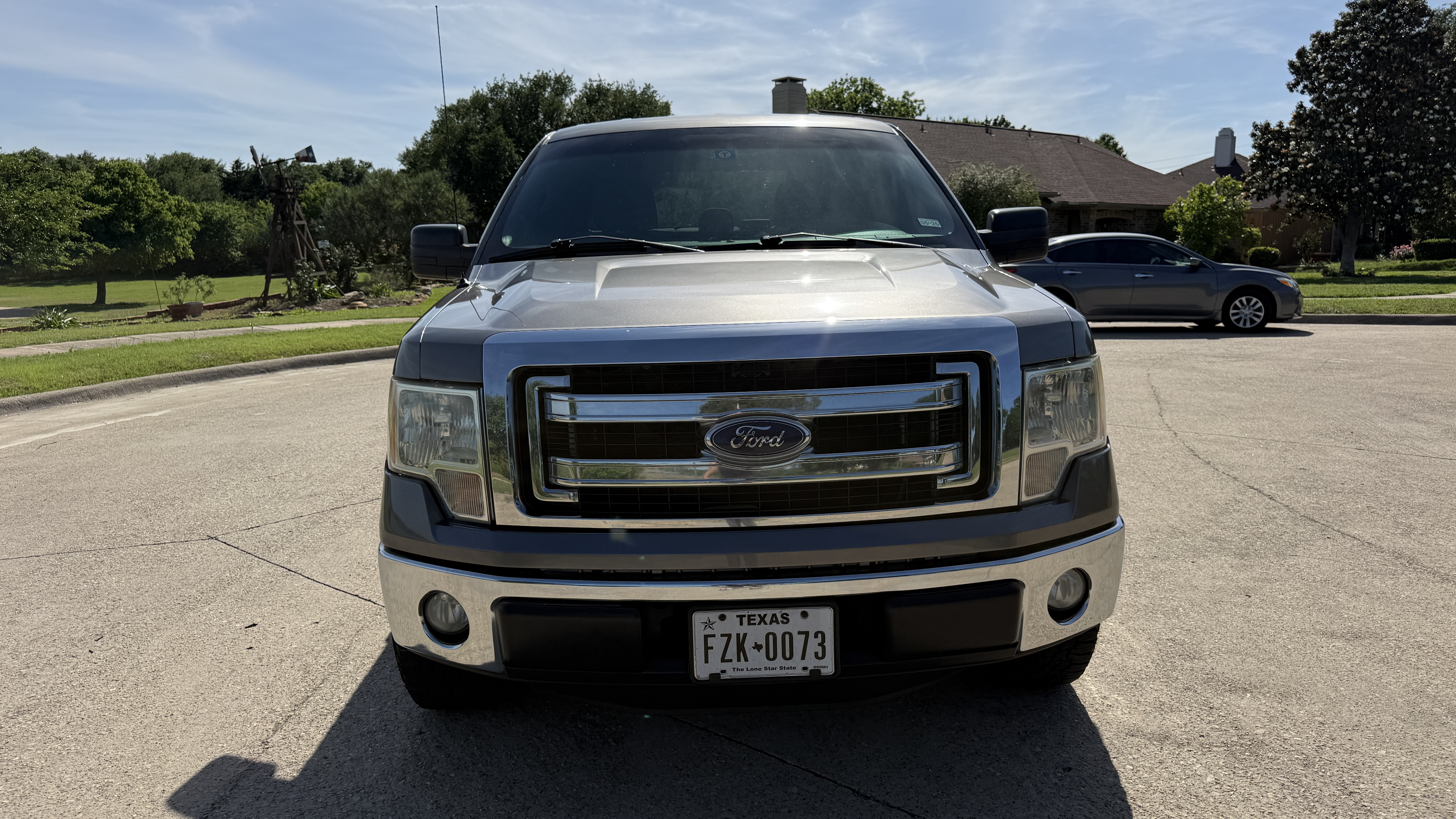 Used 2014 Ford F150 XLT RWD image 2